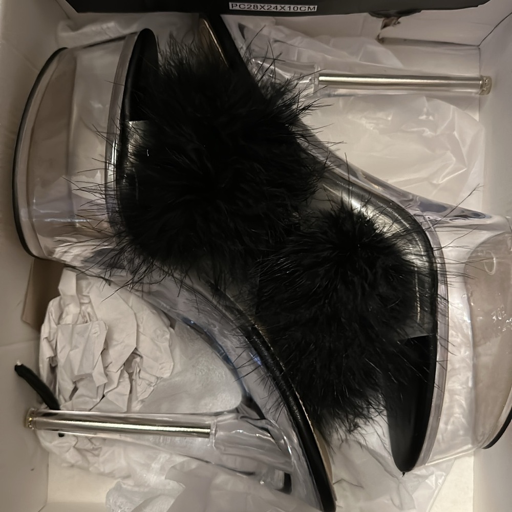Fashion Nova Black and Silver Feathered Heels